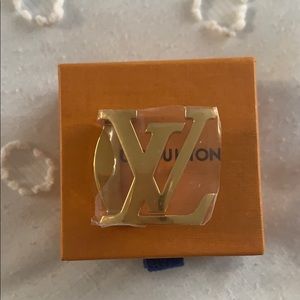 COPY - Louie Vuitton belt buckle